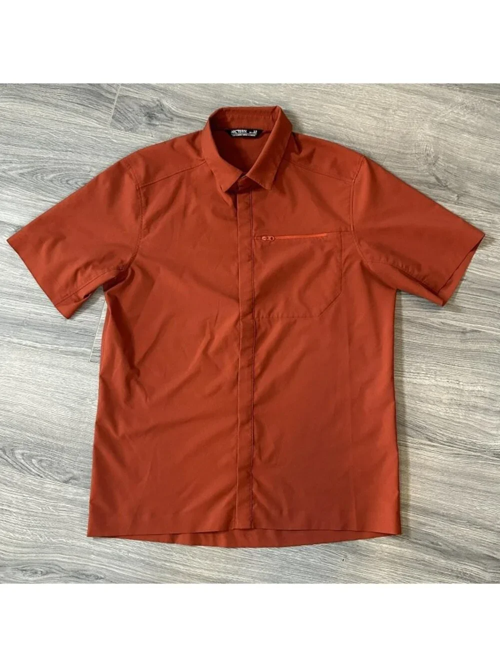 Arc'teryx Shirt Mens Small Orange Skyline Snap Front Zip Pocket Outdoor Hiking